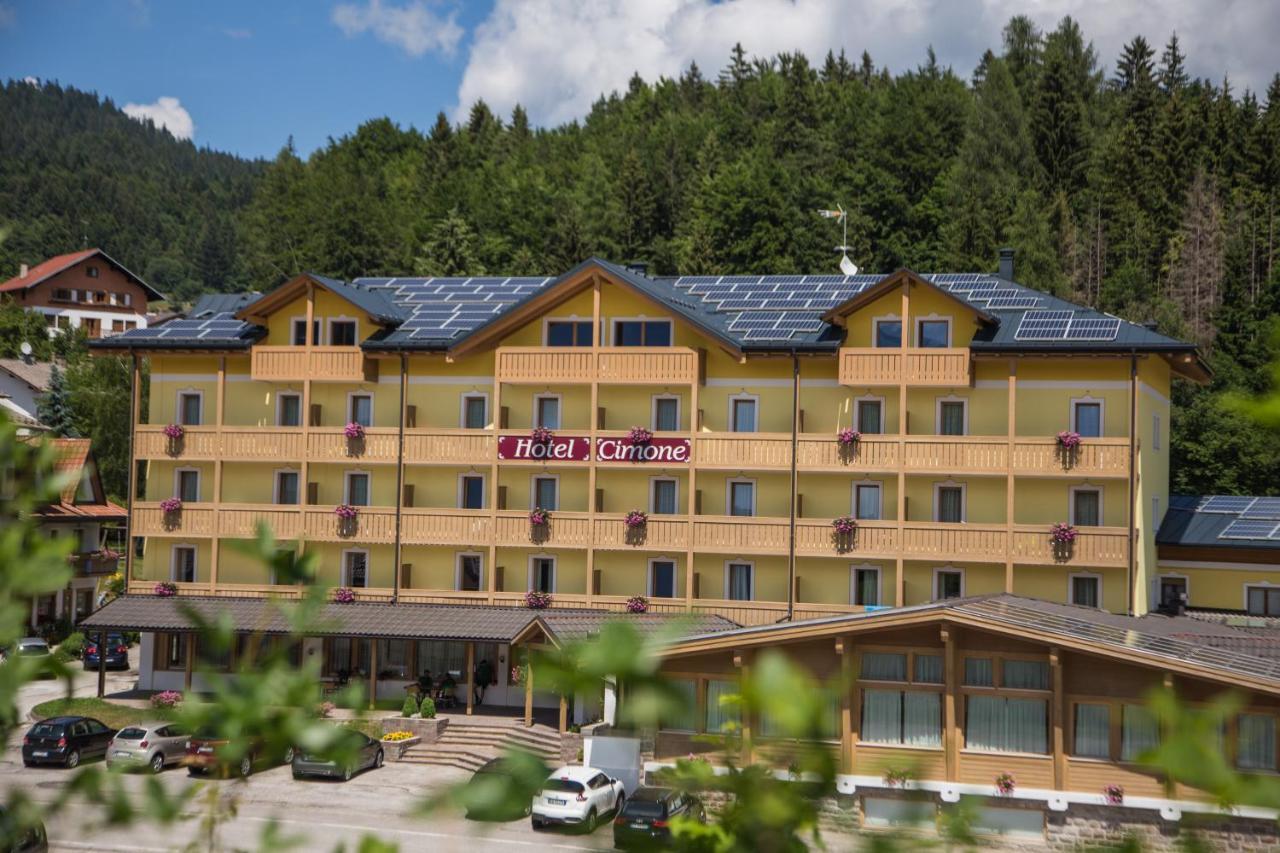 Caminetto Mountain Resort Lavarone Buitenkant foto