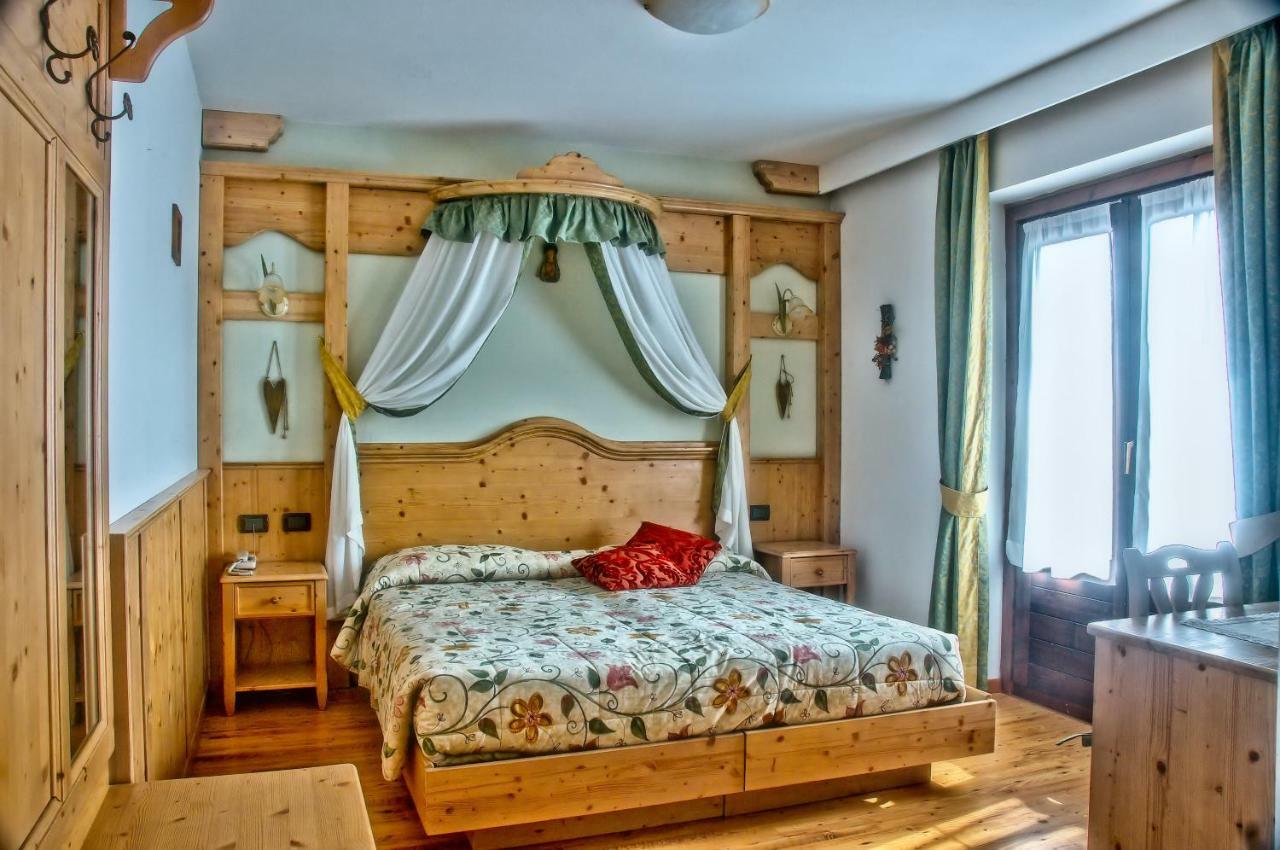Caminetto Mountain Resort Lavarone Buitenkant foto